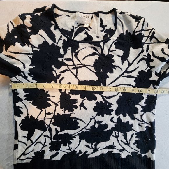 Oscar De La Renta White & Black Floral Silk Blend Beaded Sweater Petite Medium - Picture 7 of 14